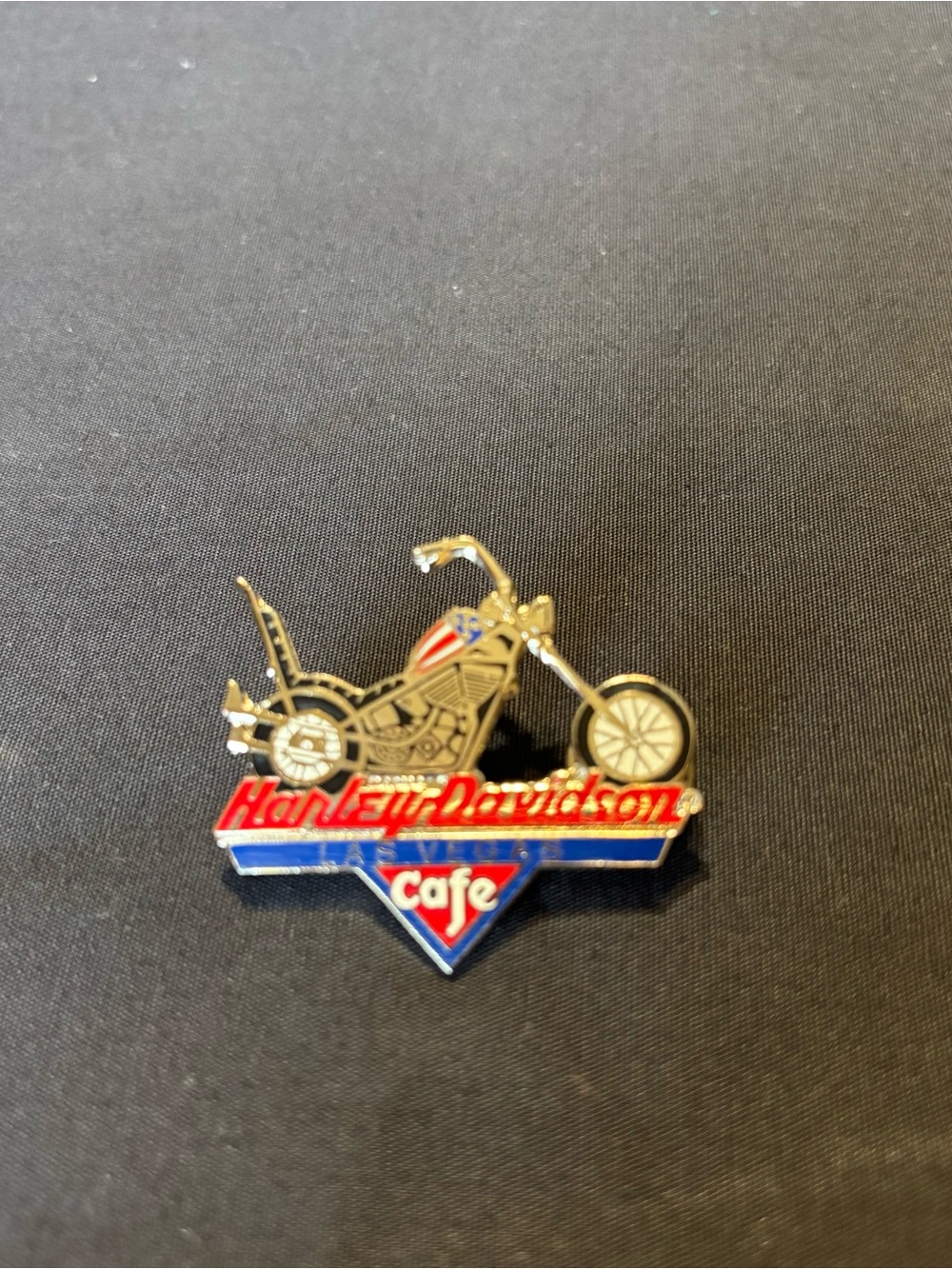 VTG Harley-Davidson Cafe Las Vegas Chopper Pin Captain America-style Motorcycle - Picture 7 of 9